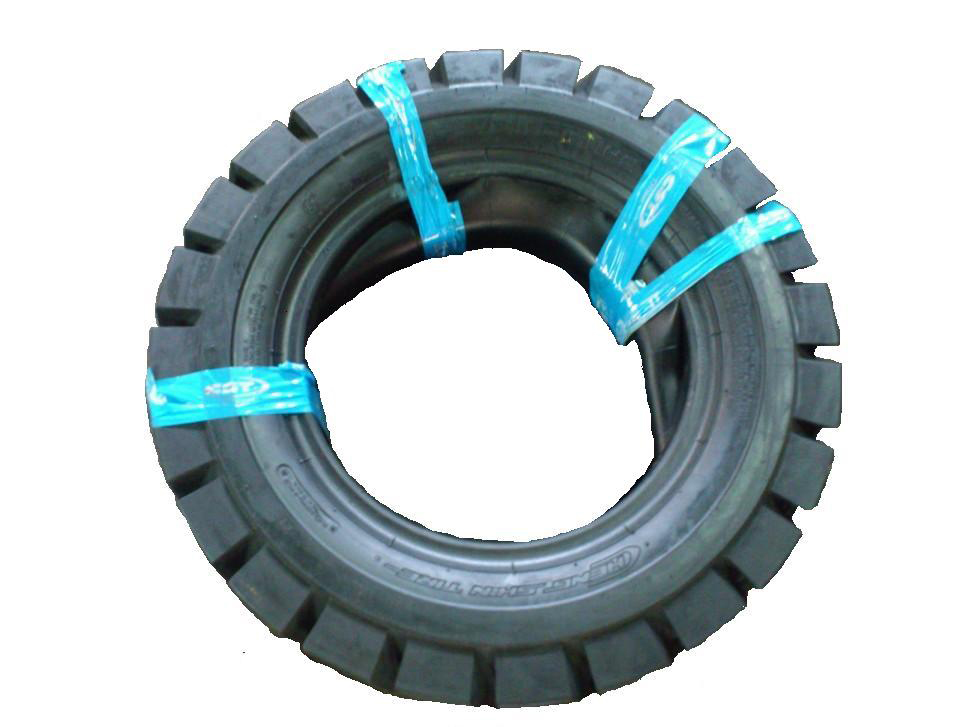28 × 9-15 Zhengxin tire