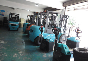Guangzhou Zhongqun Forklift Baodi Exhibition Hall